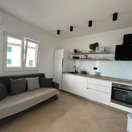By The Sea Zecevo Rtic, - 22560 Apartment *